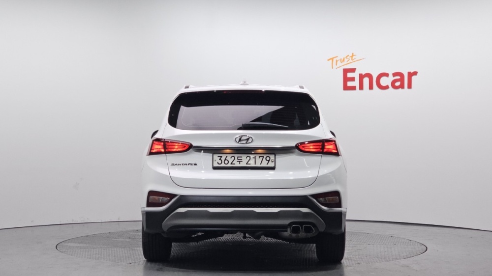 Hyundai Santa Fe TM