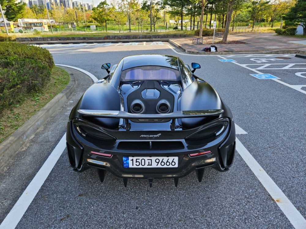 McLaren 600LT