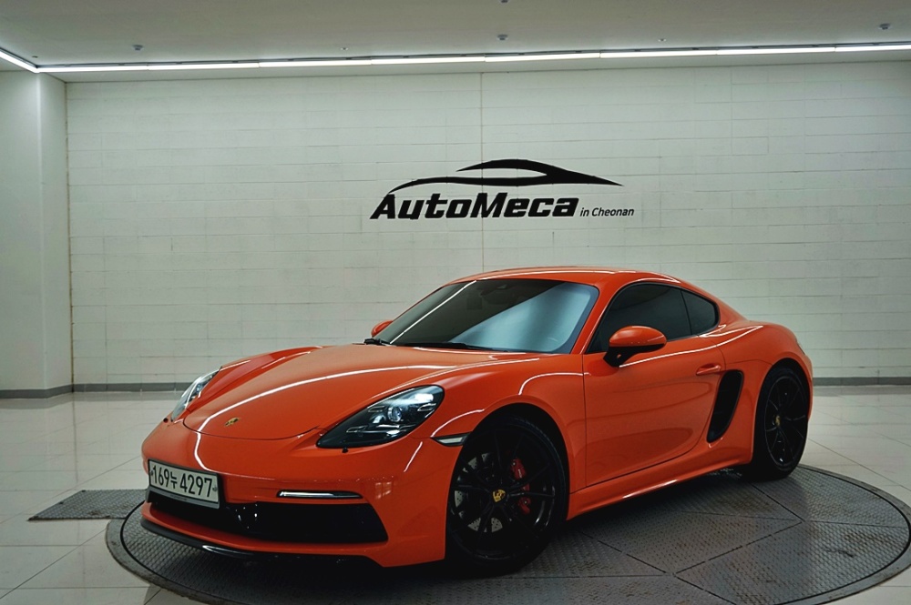 Porsche 718 Cayman