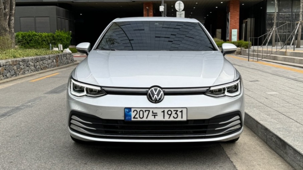 Volkswagen golf 8th generation