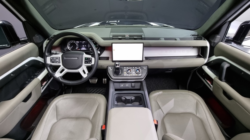 Land rover Defender (L663)