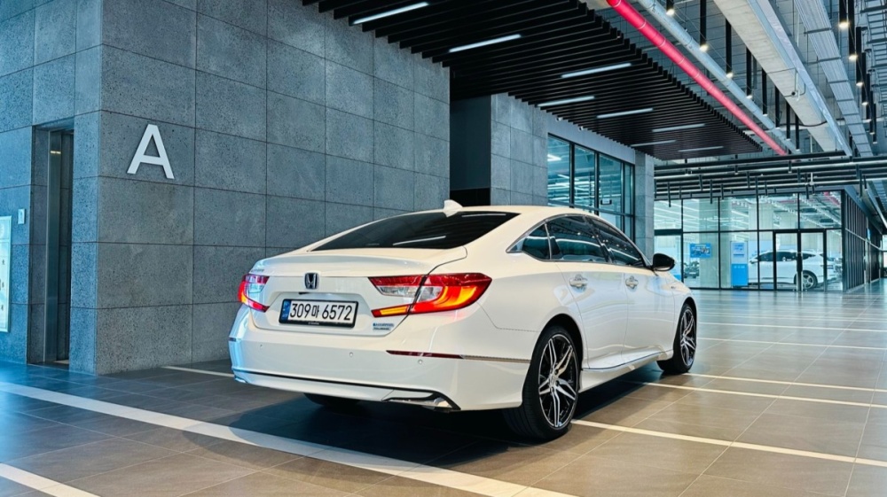Honda Accord 10th Gen