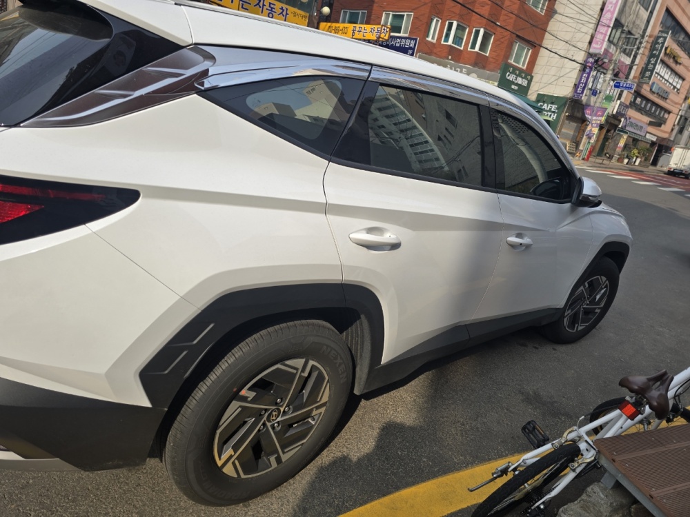 Hyundai The New Tucson Hybrid (NX4)