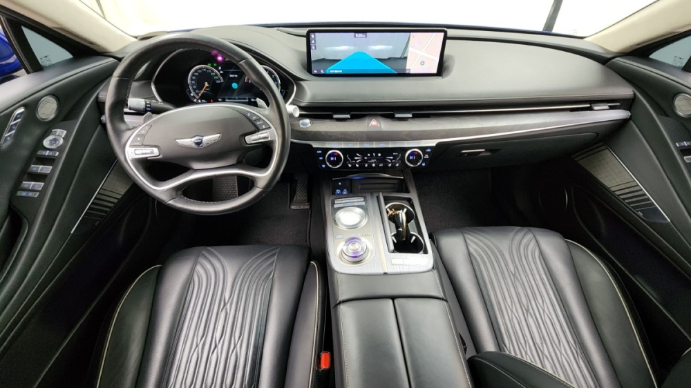 Genesis G80 (RG3)