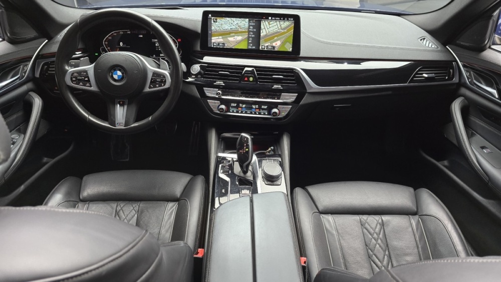 BMW 5 series (G30)
