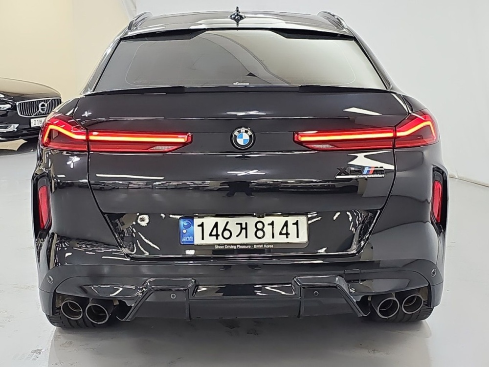 BMW X6M (G06)