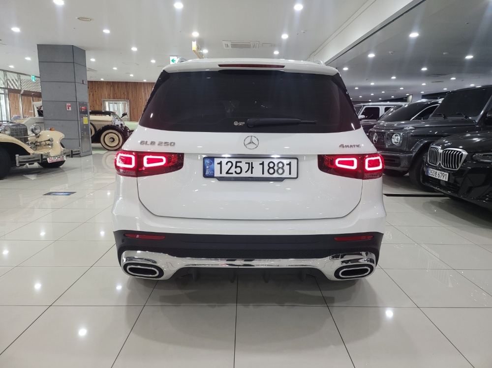 Mercedes-Benz GLB-Class X247