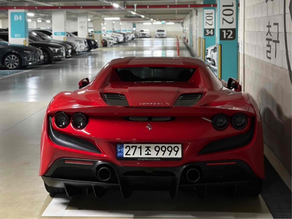 Ferrari F8 Spider