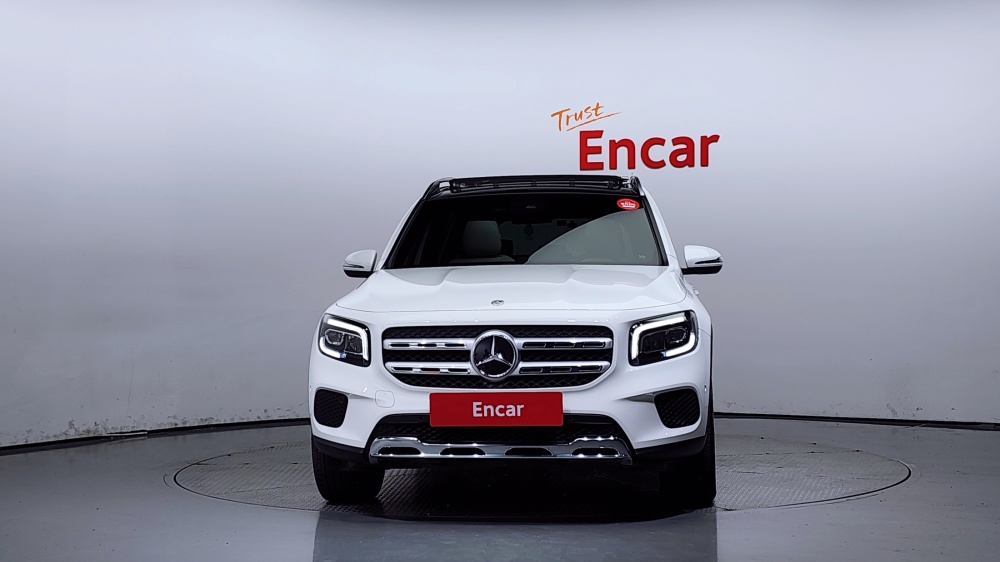 Mercedes-Benz GLB-Class X247