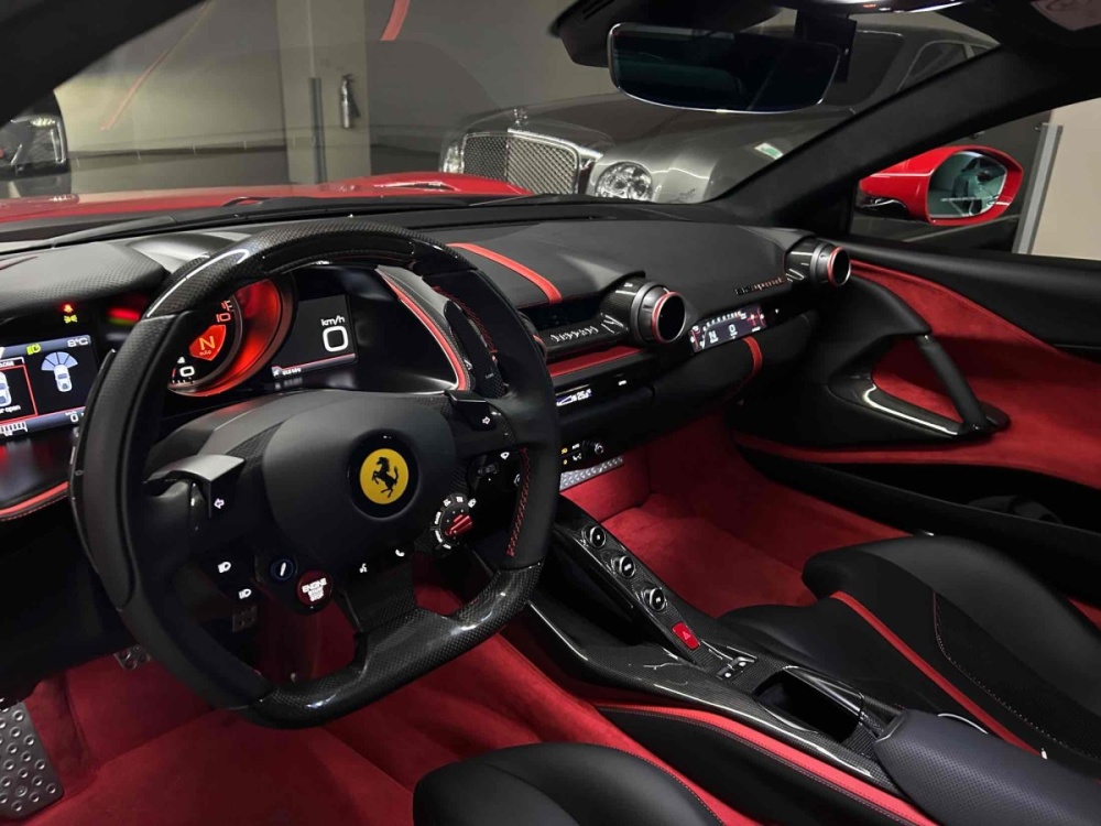 Ferrari 812 super fast