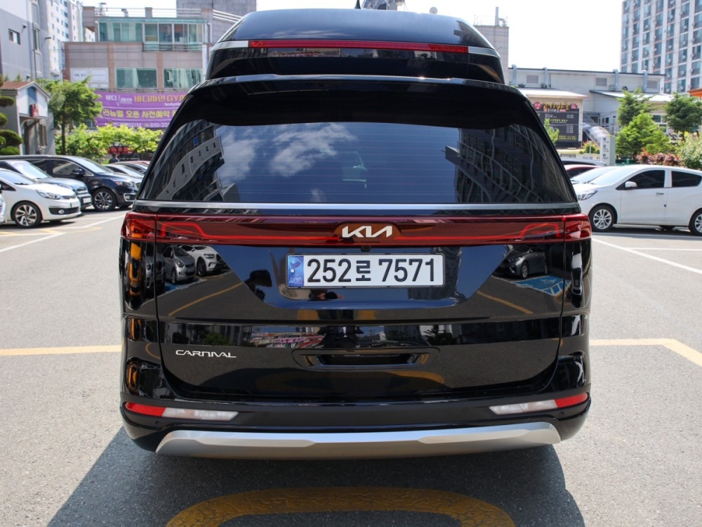 Kia Carnival 4th generation