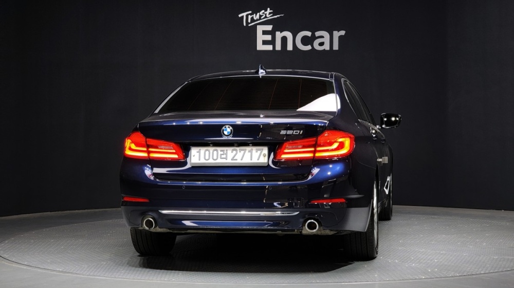 BMW 5 series (G30)