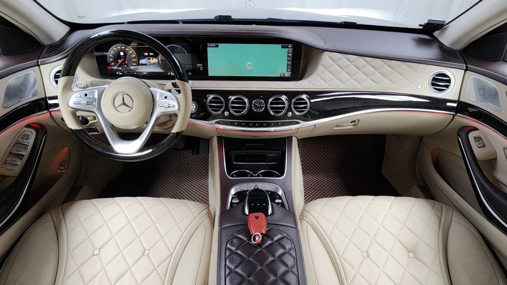 Mercedes-Benz S-Class W222