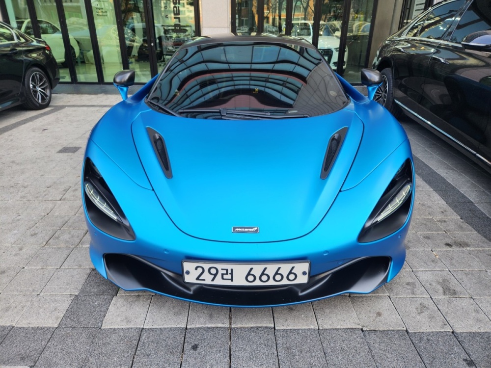 McLaren 720S