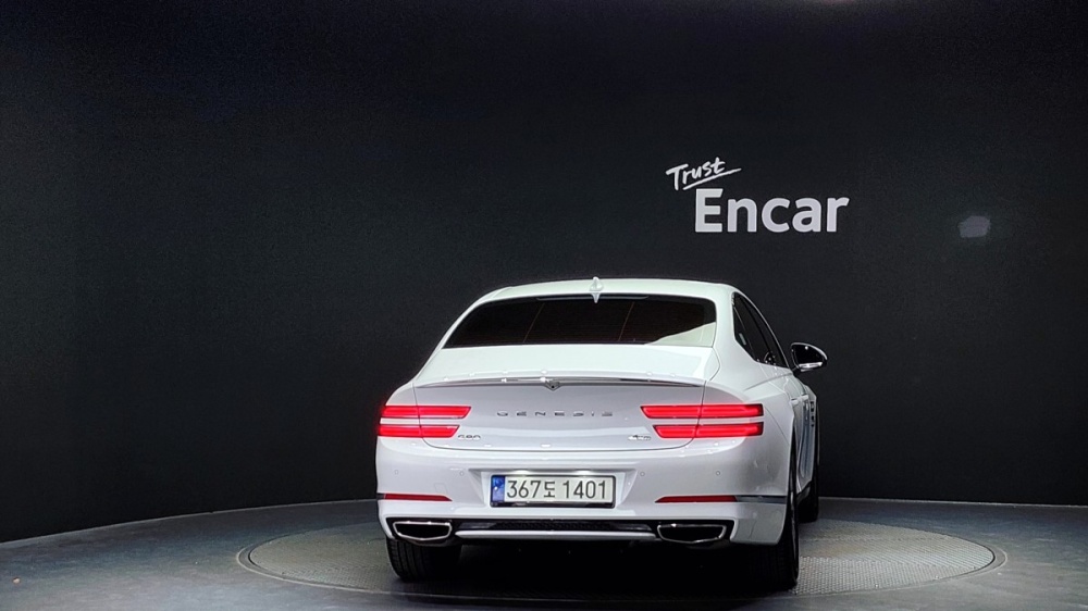 Genesis G80 (RG3)