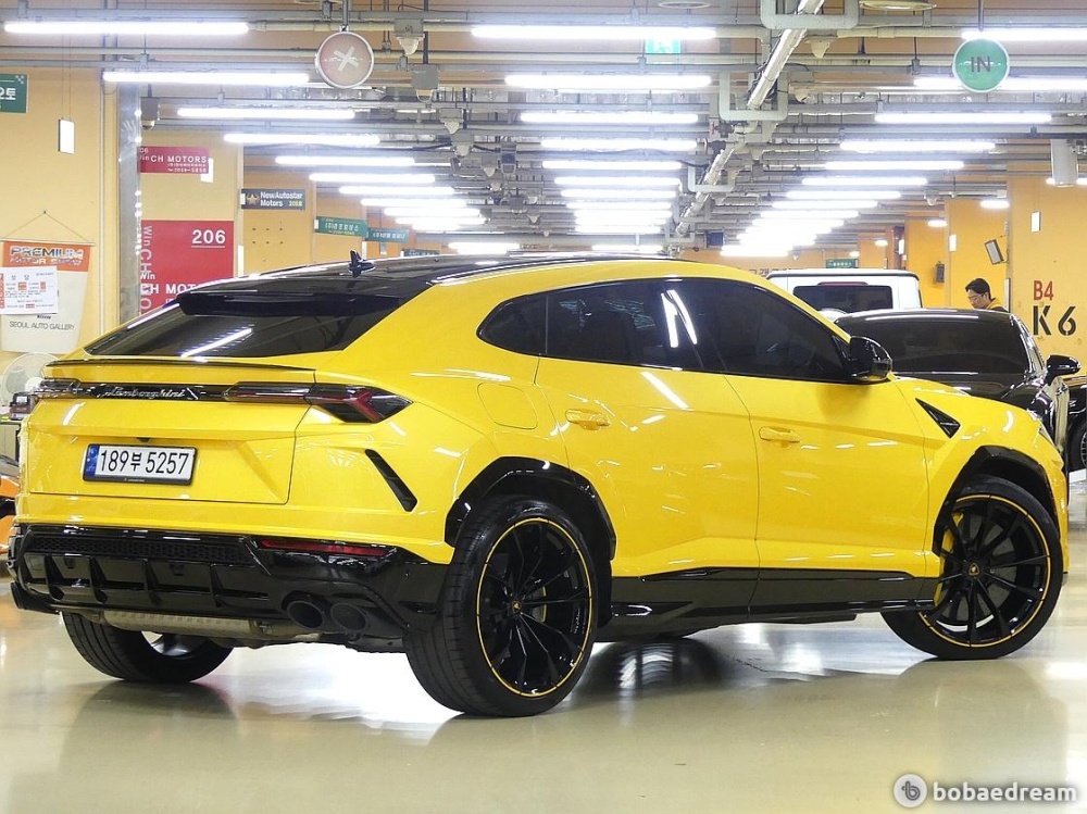 Lamborghini Urus