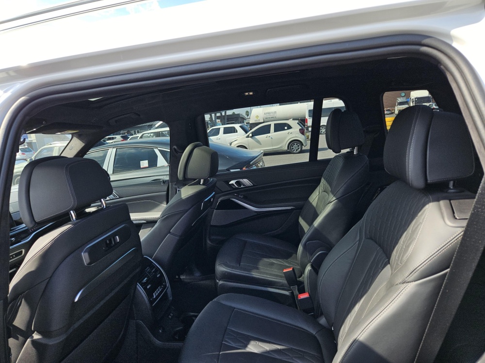 BMW 7 Series (G70)