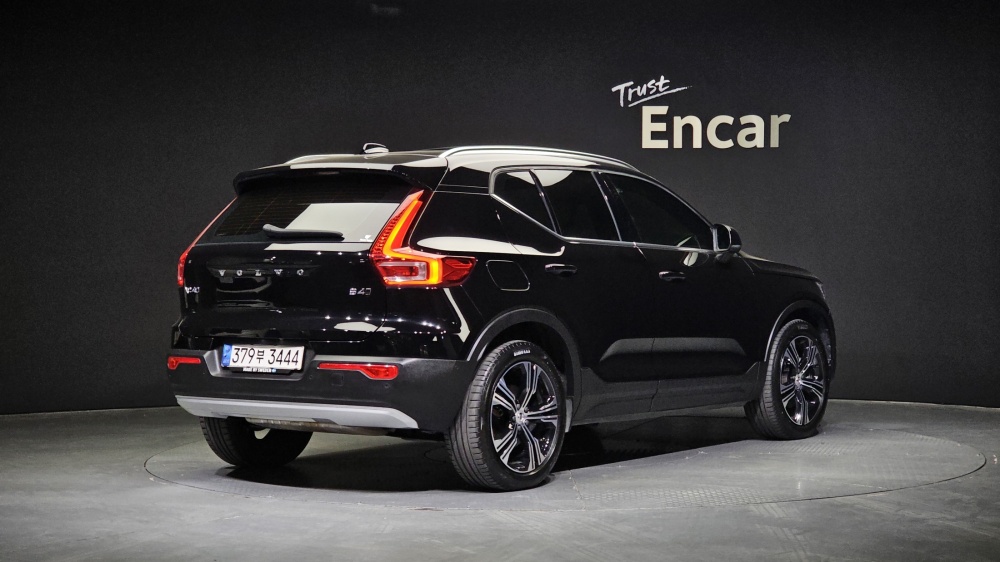 Volvo XC40