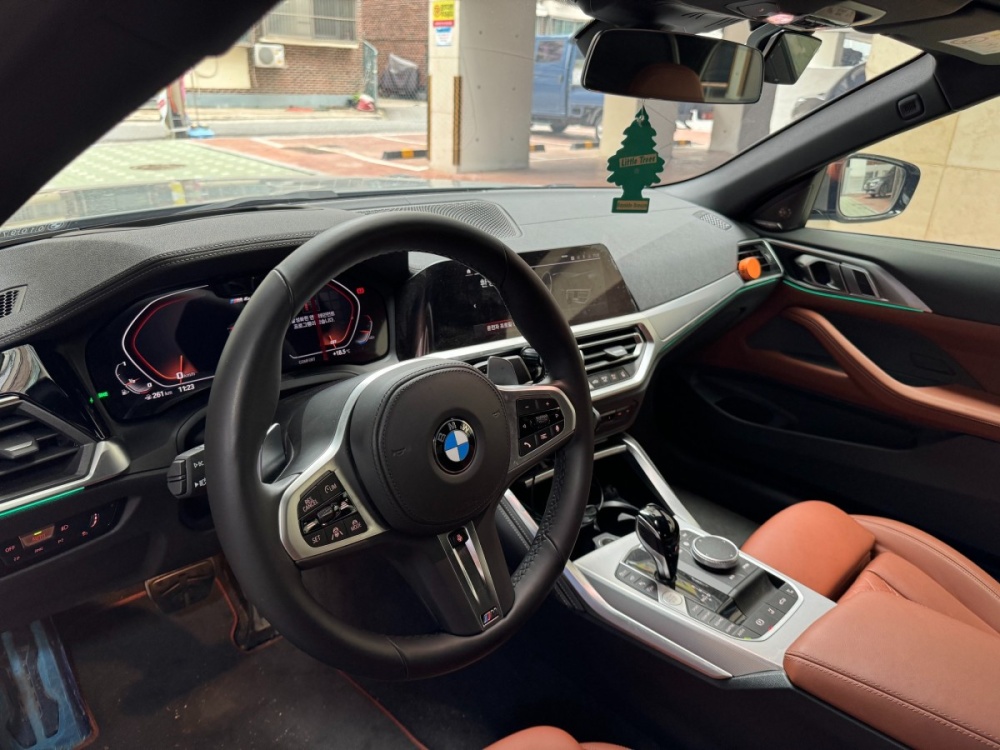 BMW 4 series (G22)