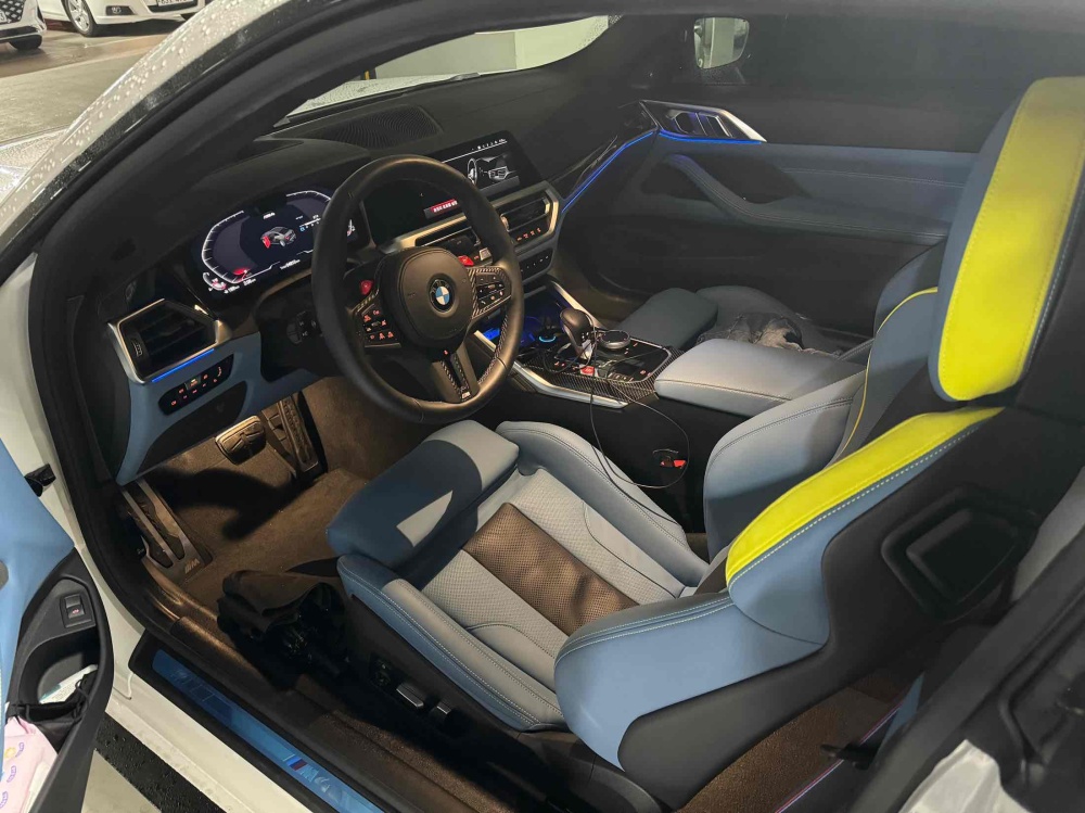 BMW M4 (G82)