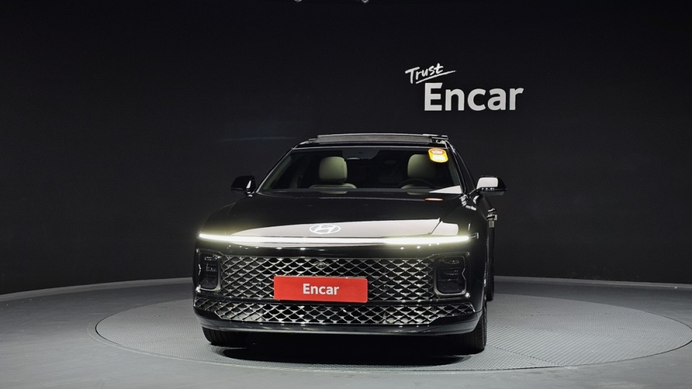 Hyundai Grandeur (GN7)