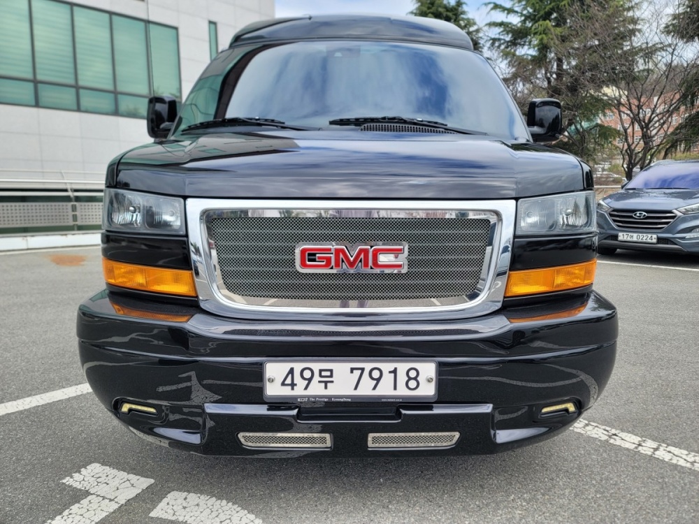 GMC Savannah