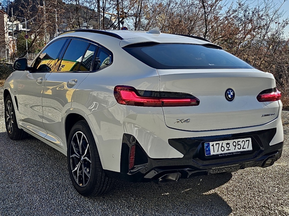 BMW X4 (G02)