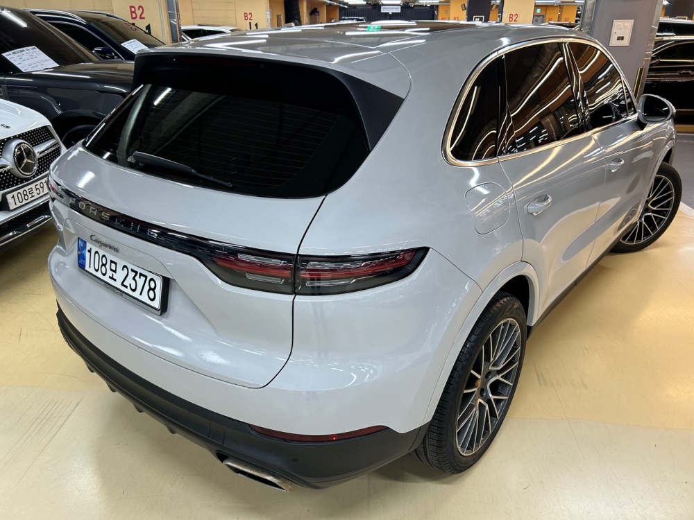 Porsche Cayenne (PO536)