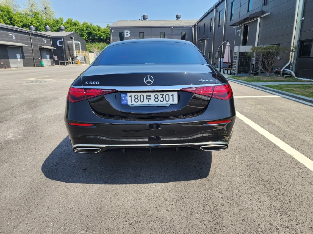 Mercedes-Benz S-Class W223