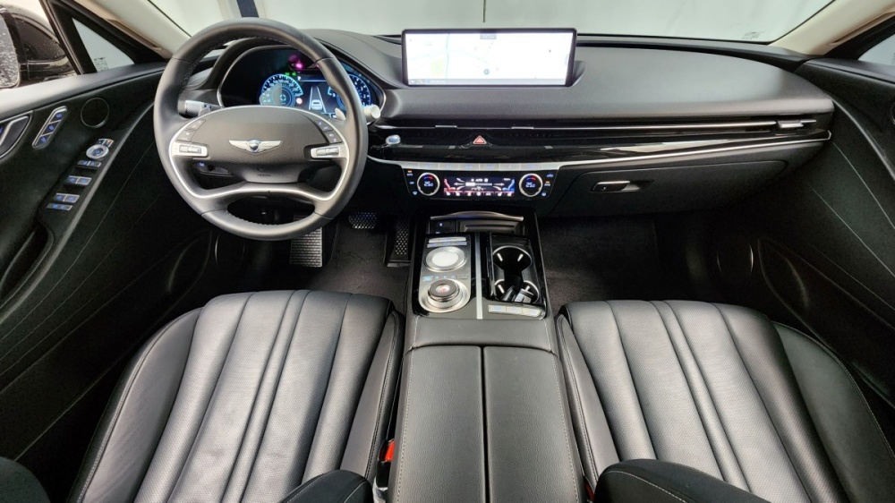 Genesis G80 (RG3)
