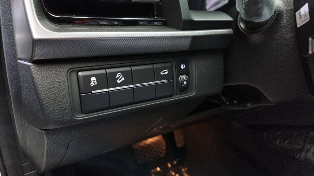 KG Mobility (Ssangyong) Rexton New Arena