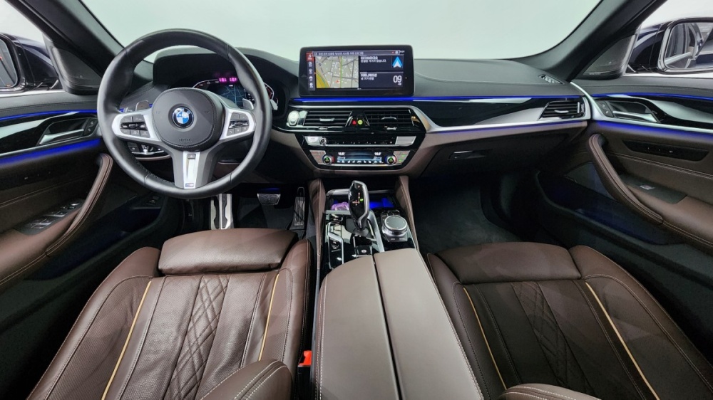 BMW 5 series (G30)