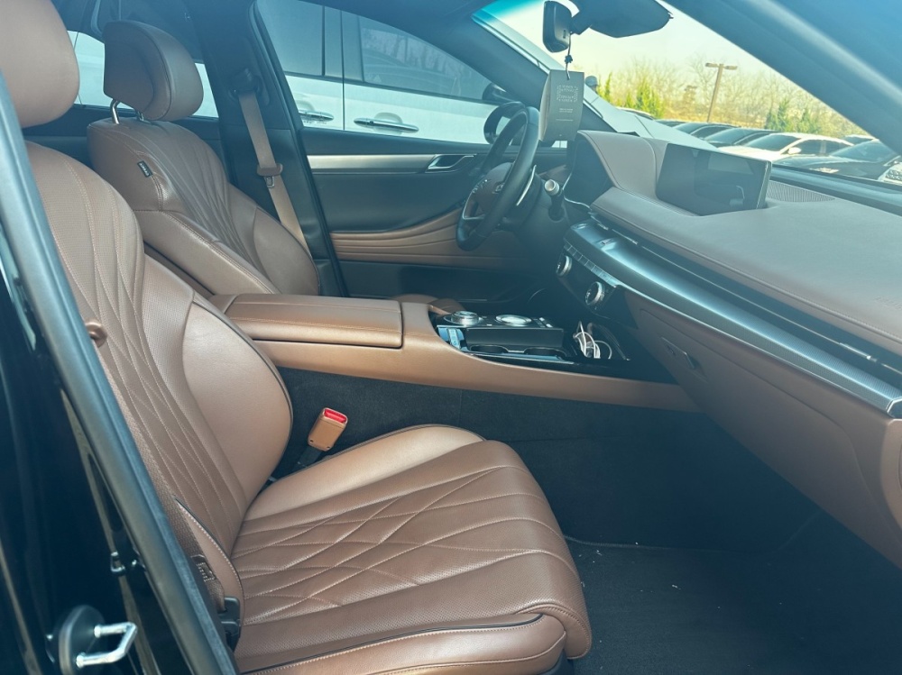 Genesis G80 (RG3)
