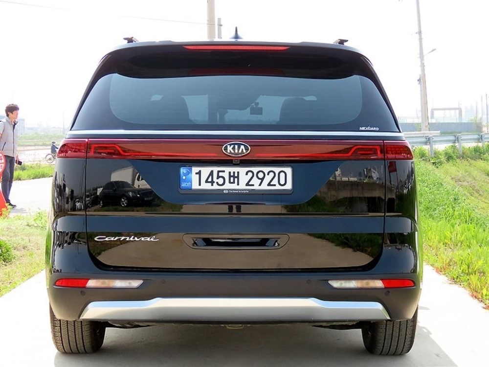 Kia Carnival 4th generation