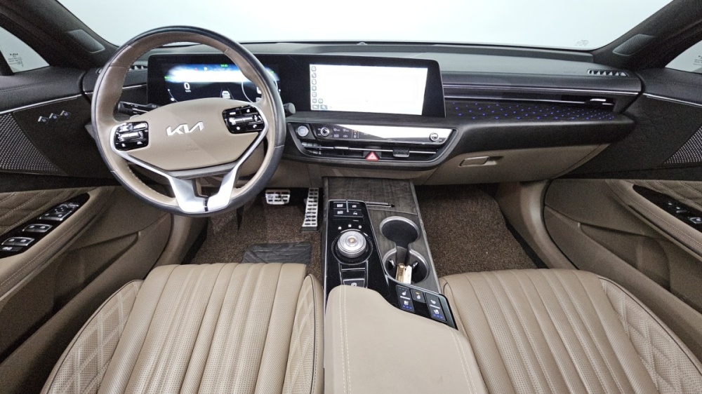 Kia K8 Hybrid