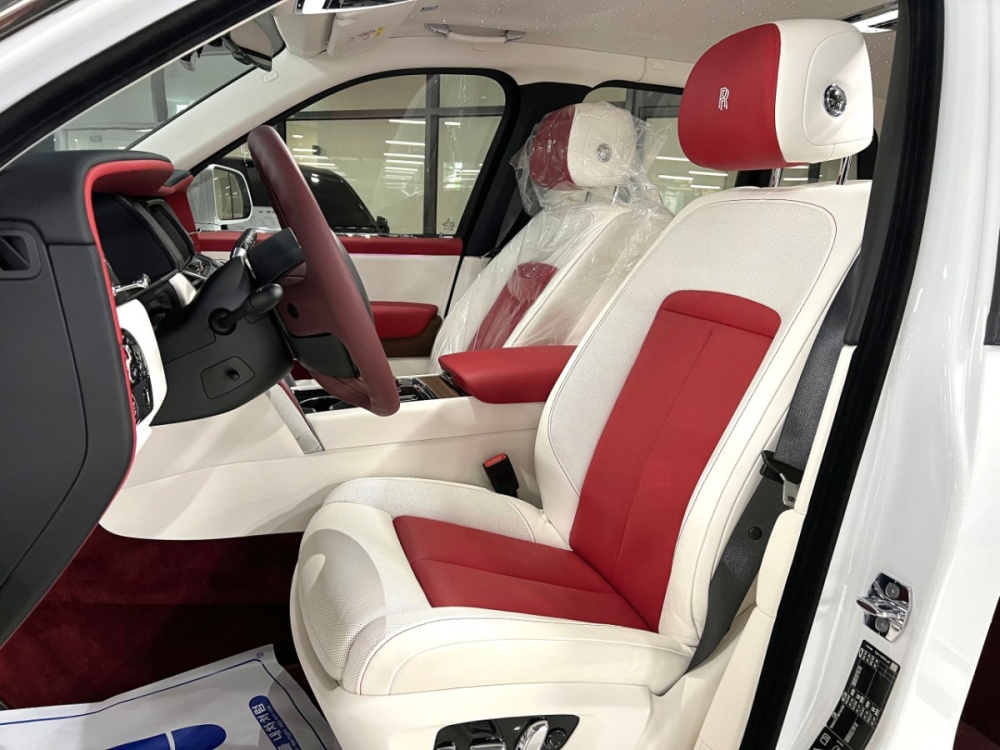 Rolls royce Cullinan