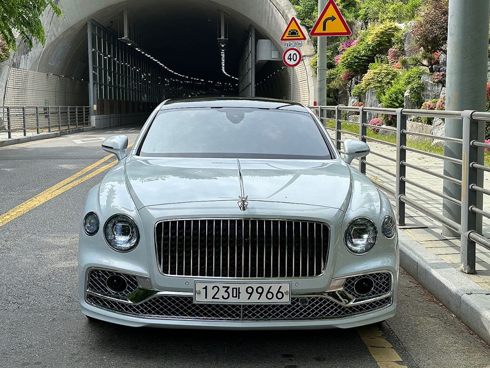 Bentley Flying Spur 3rd generation