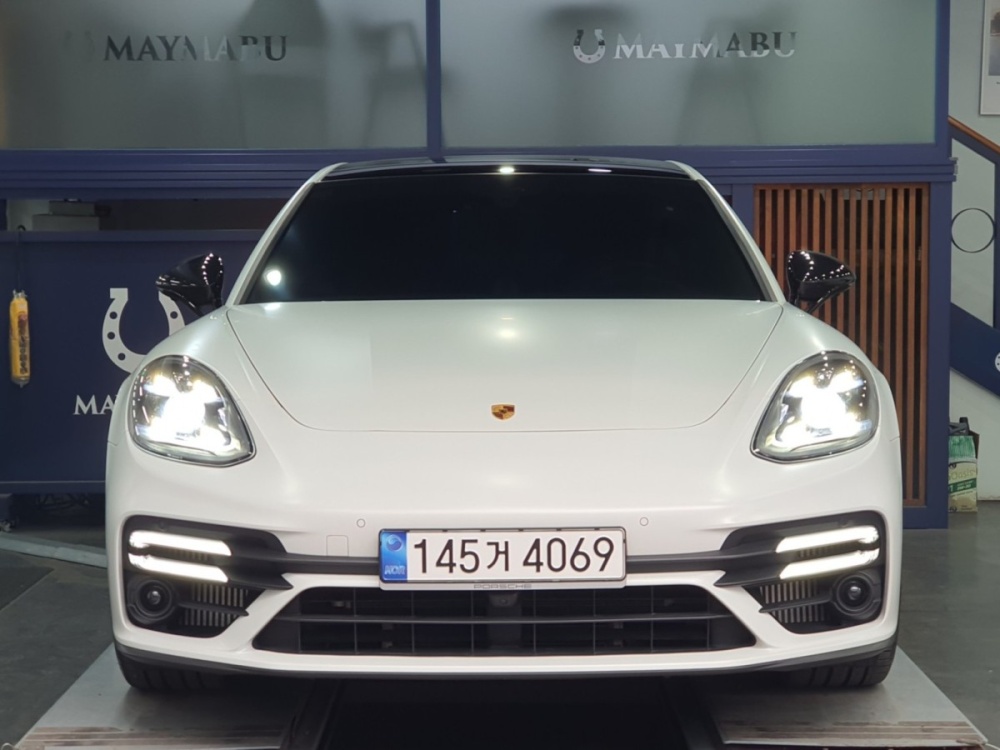 Porsche Panamera (971)