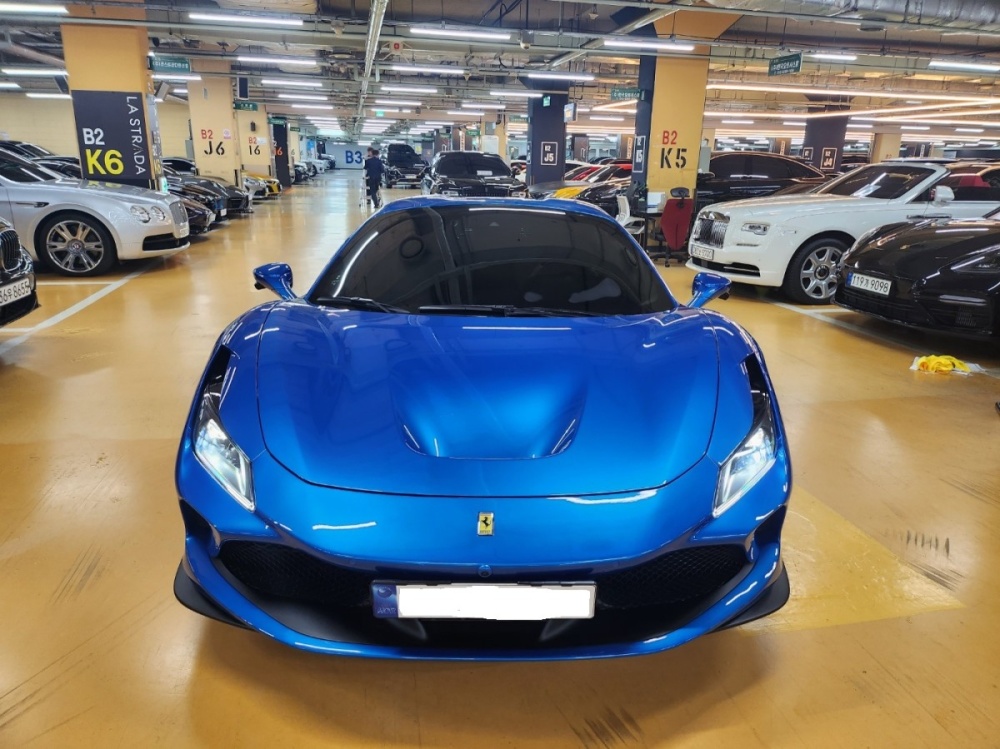 Ferrari F8 Spider