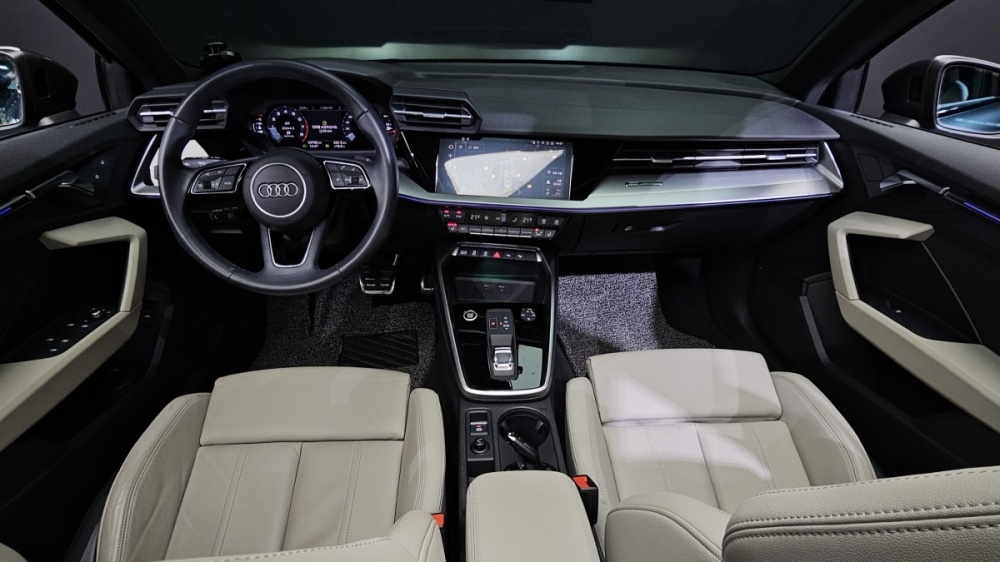 Audi A3 (8Y)