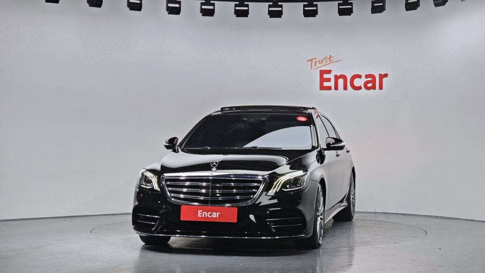 Mercedes-Benz S-Class W222