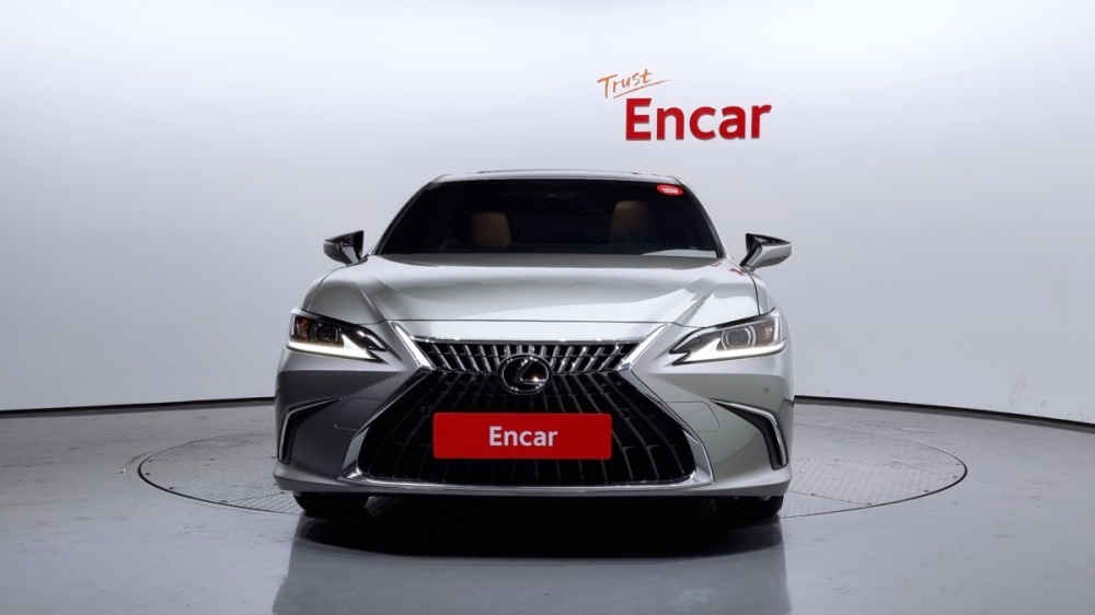 Lexus ES300h 7th generation
