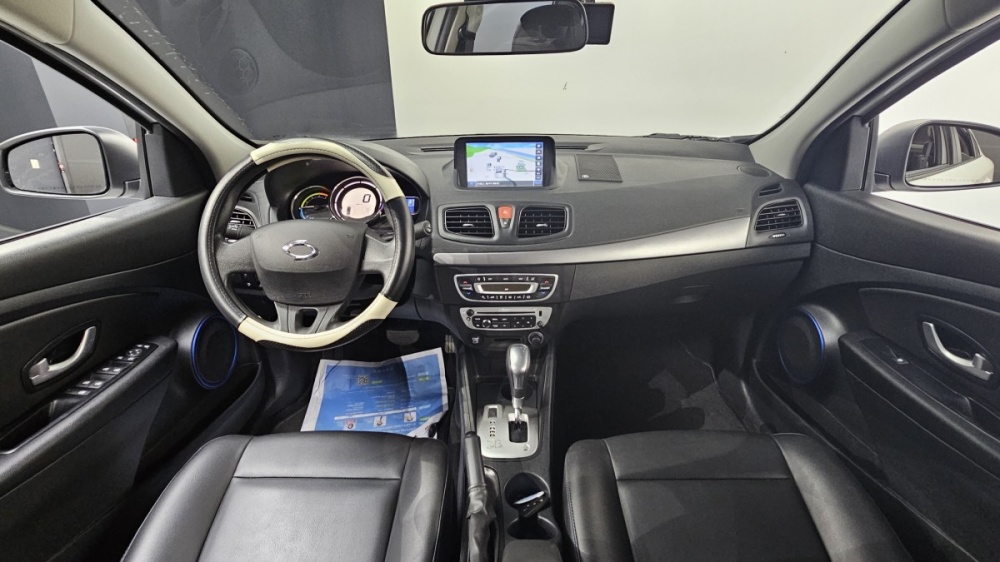 Renault Korea (Samsung) SM3 Z.E.