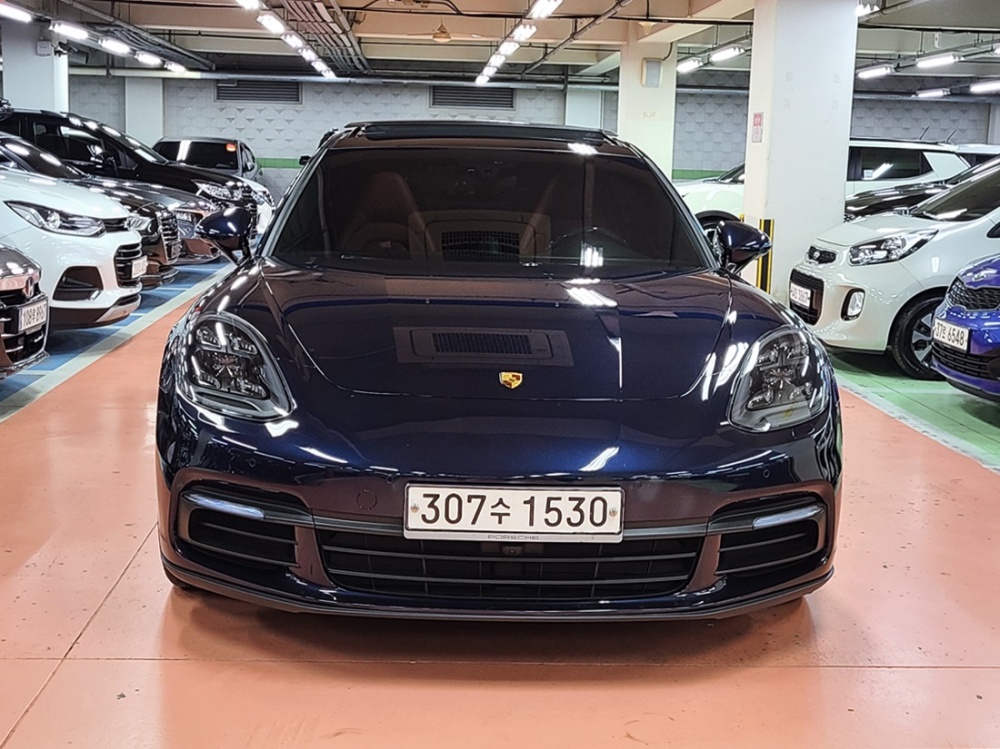 Porsche Panamera (971)