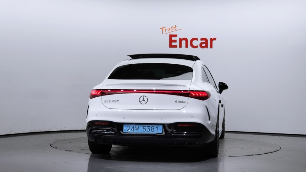 Mercedes-Benz EQS V297