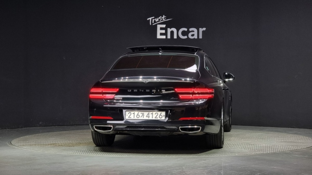Genesis G80 (RG3)