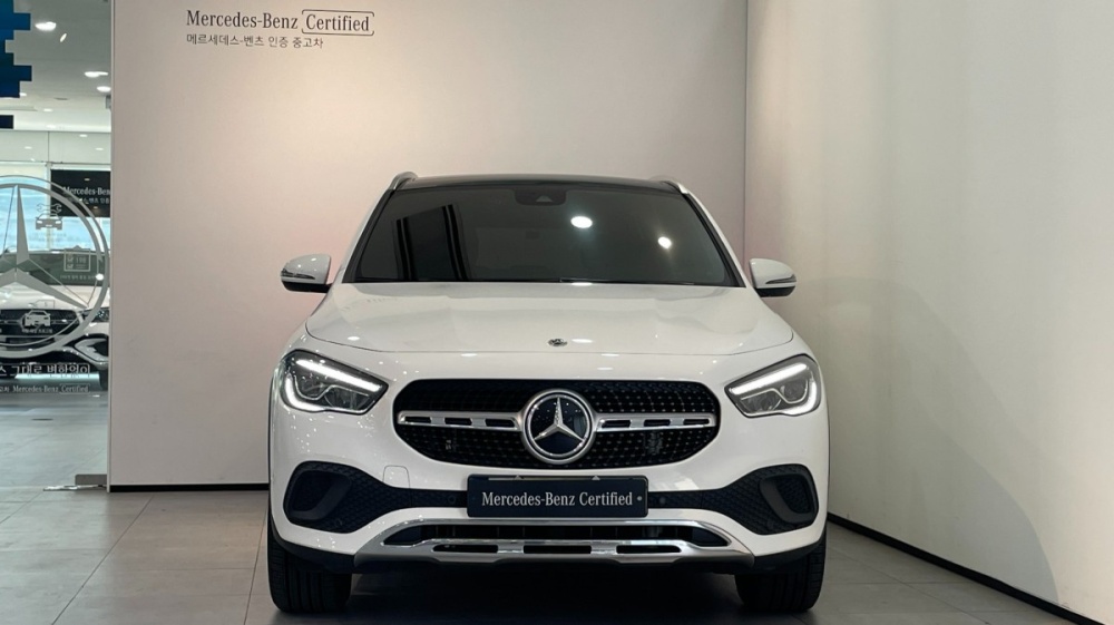 Mercedes-Benz GLA-Class H247