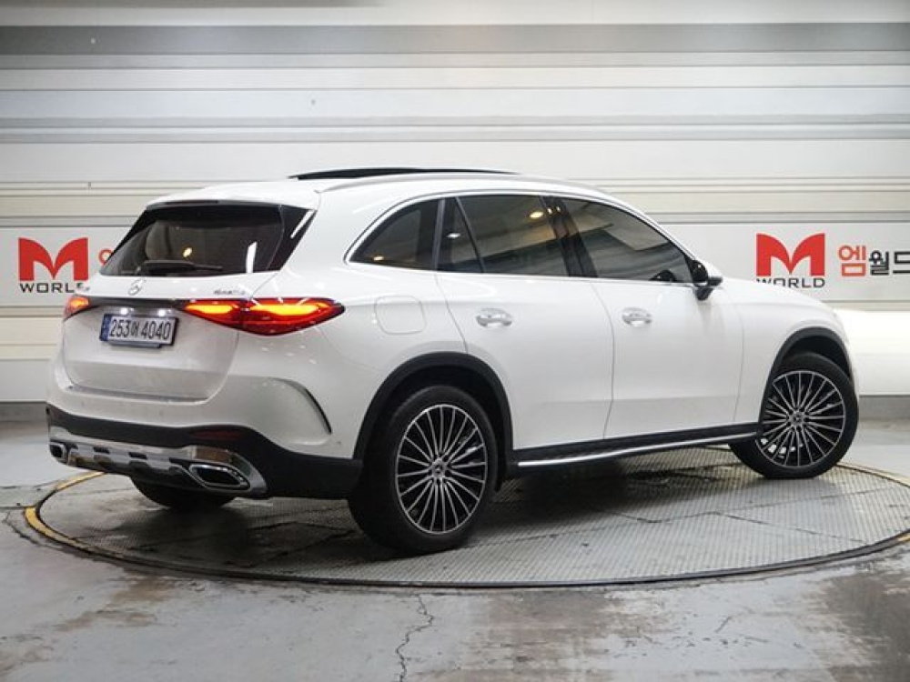 Mercedes-Benz GLC-Class X254