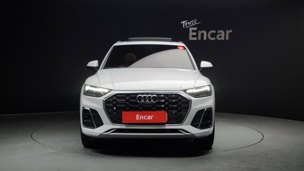 Audi Q5 (FY)