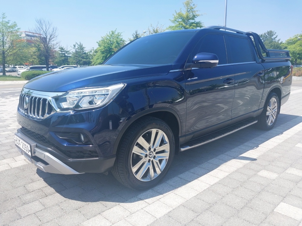 KG Mobility (Ssangyong) Rexton Sports Khan